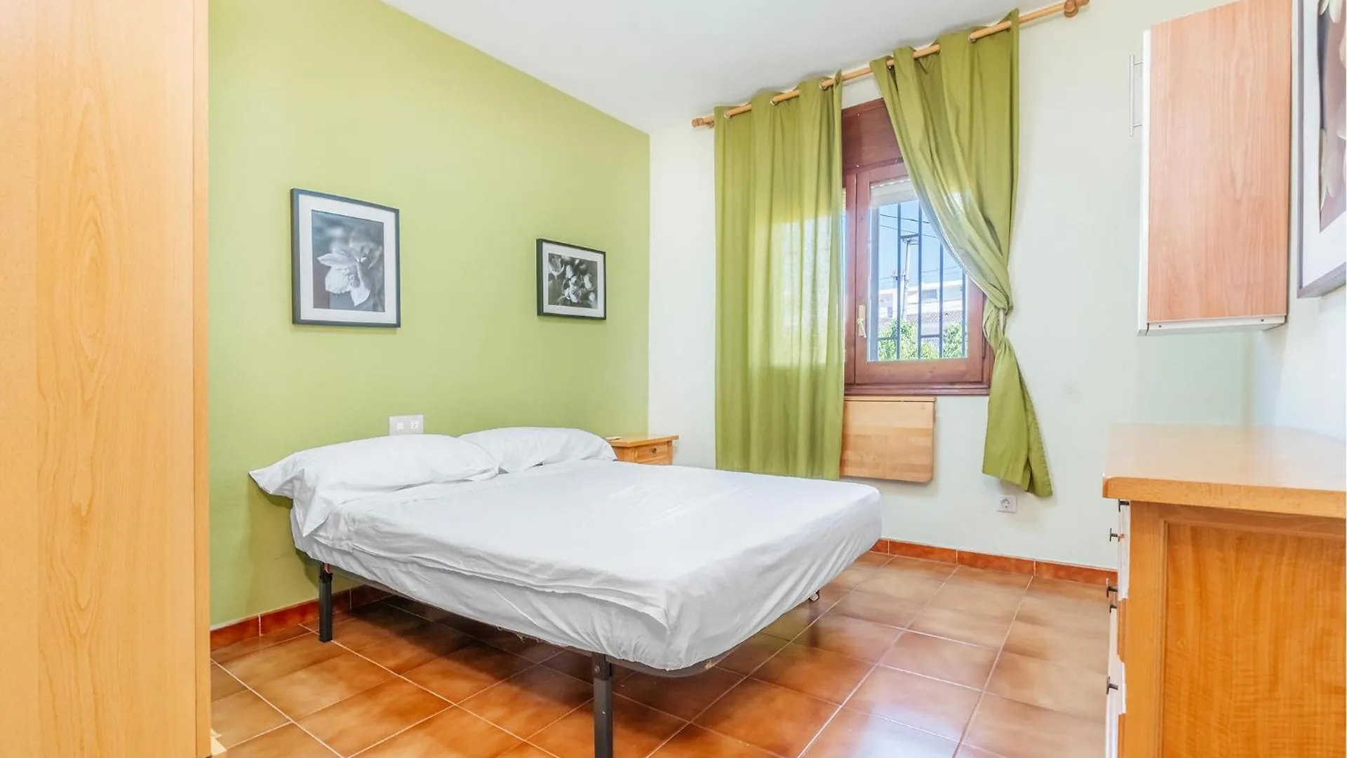 4 Bedroom Amazing Home In Cunit Holiday home