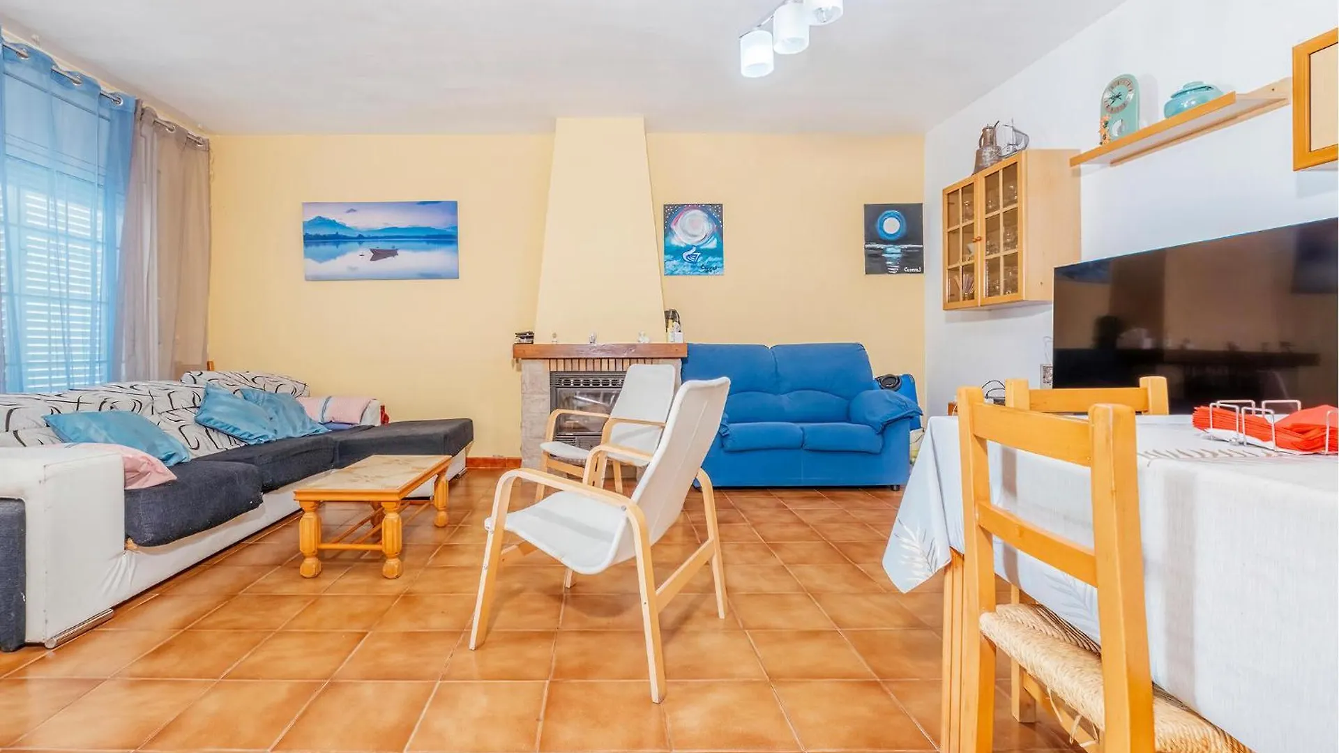 Holiday home 4 Bedroom Amazing Home In Cunit
